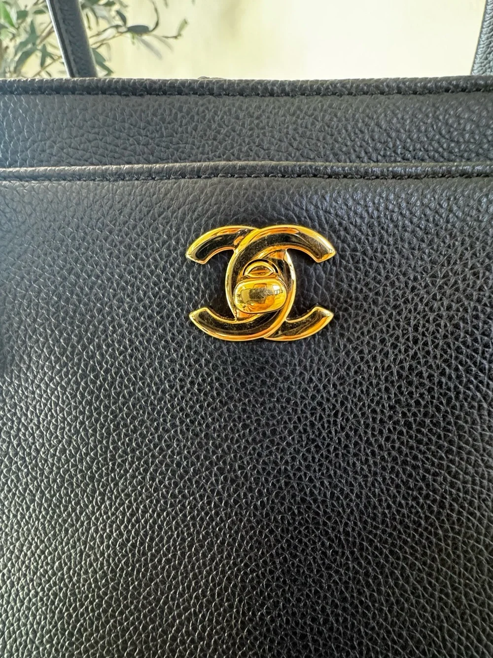 Chanel Cerf Executive Shopper Tote Bag in Black with Gold Hardware - Picture 5 of 10